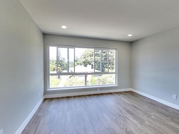3rd image of 3720 Fruitvale Ave #14
