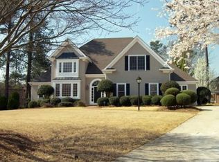 300 Tynebrae Ct, Roswell, GA 30075