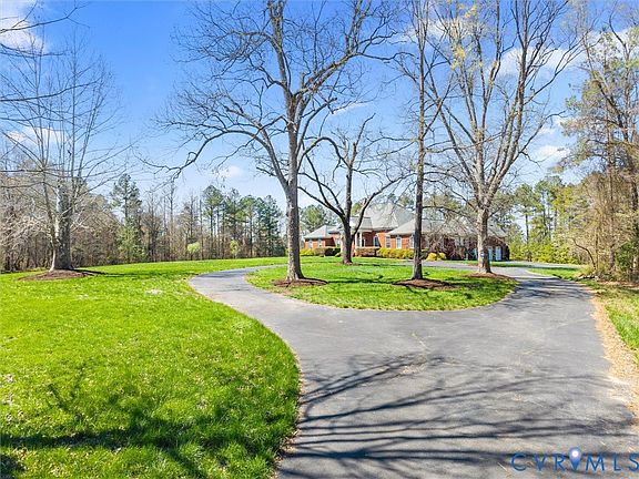 2nd image of 24200 Pear Orchard Rd