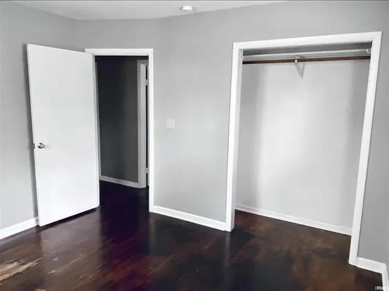 429 N Clark St — Photo 13