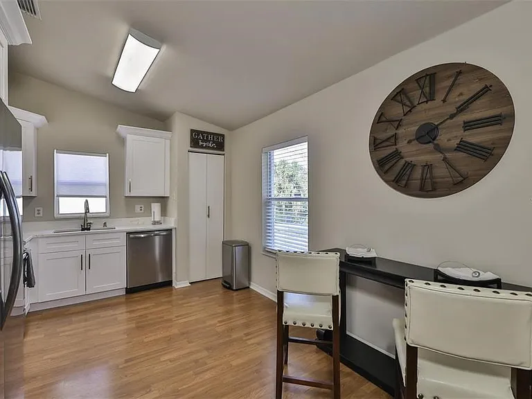 128 Lookout Dr — Photo 13