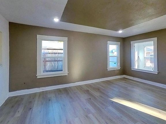 2nd image of 751 Nevada St
