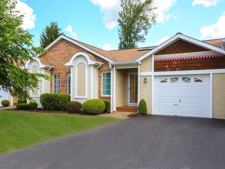 1st image of 6 Bird Walk Ln