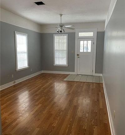 3rd image of 4136 Saint Peter St
