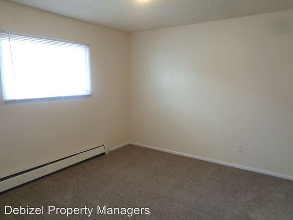 5th image of 3305 5th Ave S