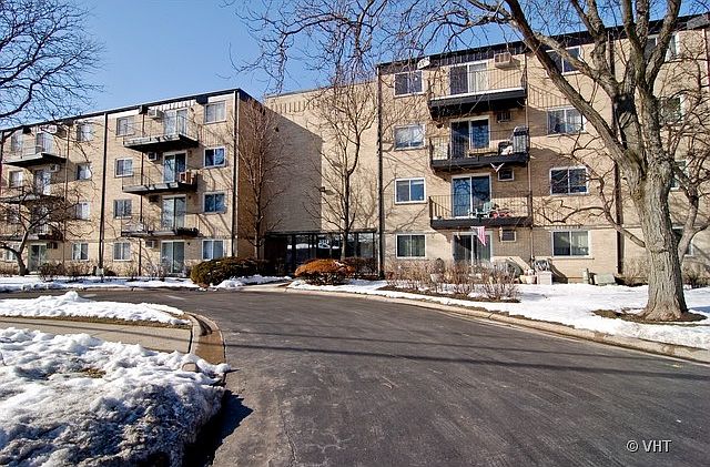 1st image of 2424 E Oakton St APT 4E