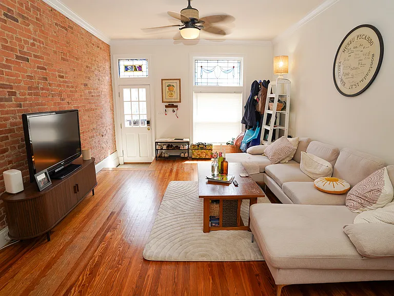 712 S Linwood Ave — Photo 4