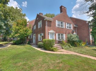 45 Meadowbrook Pl, Maplewood, NJ 07040