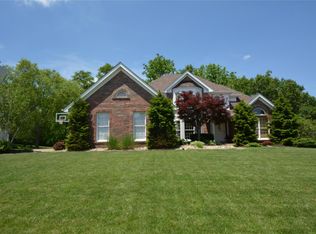 5749 Westchester Meadow Dr, Weldon Spring, MO 63304