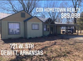 721 W 5th St, Dewitt, AR 72042