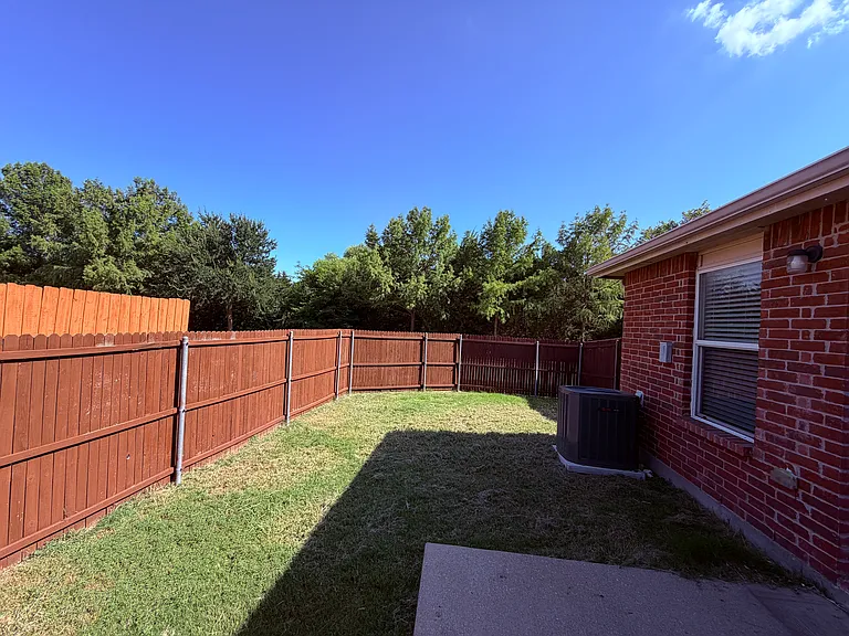 1700 White Rock Ct — Photo 16