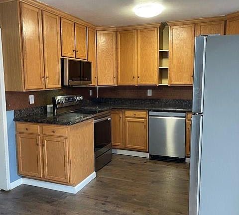 2nd image of 5020 Alturas Dr
