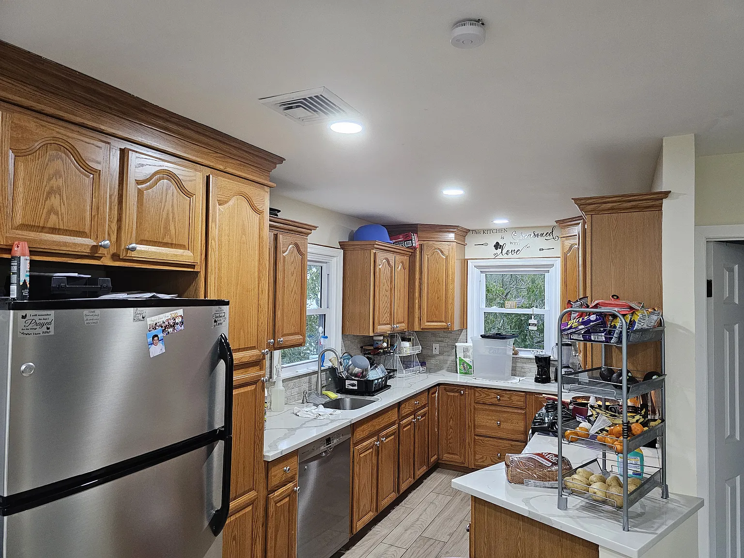 3 bed, 2000 sqft, $3,700 — Photo 3