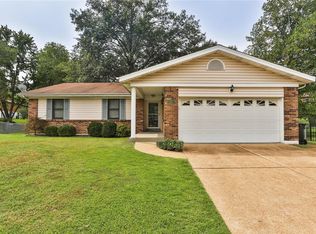 484 Blooming Dale Dr, Saint Louis, MO 63125