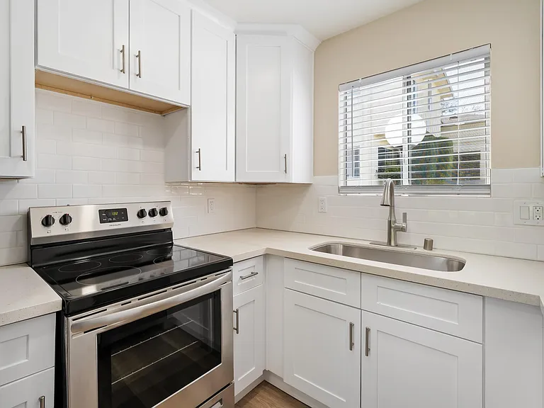 1249 Palm St #4 — Photo 4