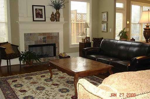 2nd image of 2945 Kings Walk Ave