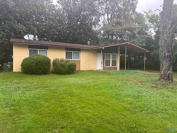 3rd image of 2210 Norwood Dr NW