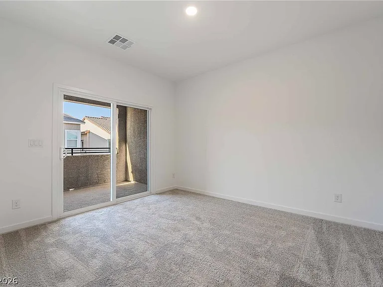 2558 Venetia Pointe St — Photo 18