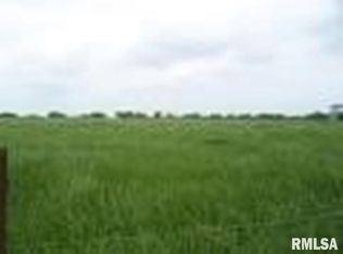 903 14th St, Rapids City, IL 61278