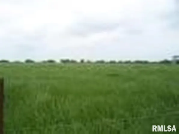 903 14th St, Rapids City, IL 61278