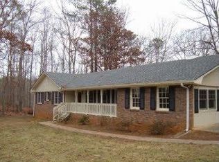 14345 Cogburn Rd, Milton, GA 30004