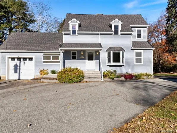 85 Gallows Lane, Waterford, CT 06375