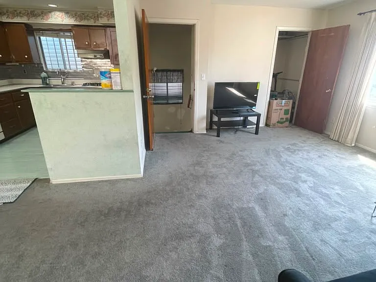 438 Liberty Ave — Photo 15