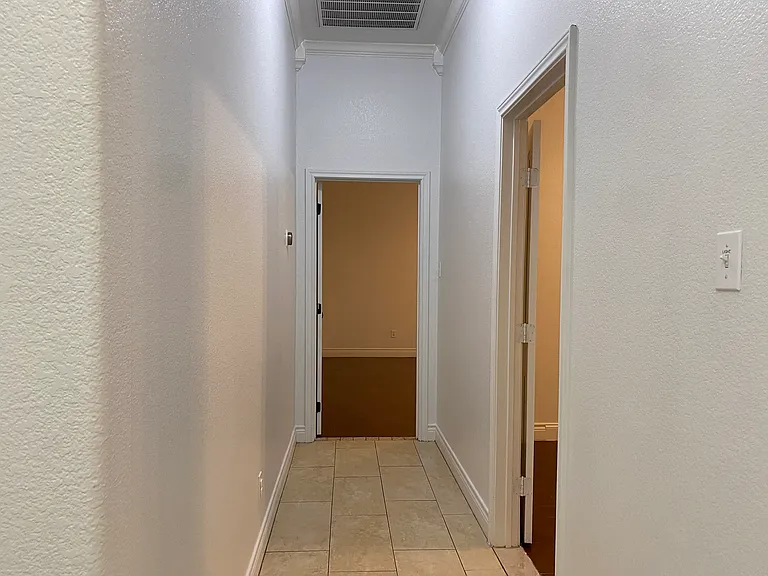 1192 Seaborn Rd — Photo 15