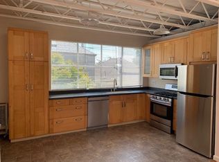 2745 10th St, Berkeley, CA 94710