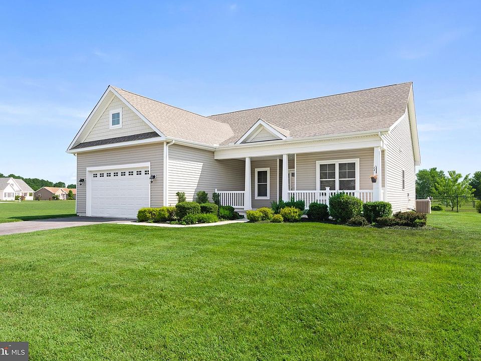 1st image of 7510 Broad Creek Cir