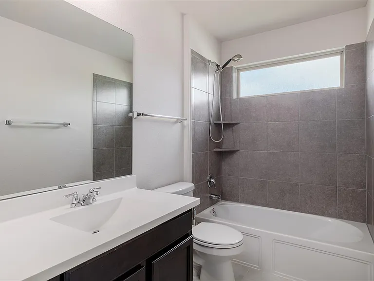 5700 Eden Dr — Photo 26