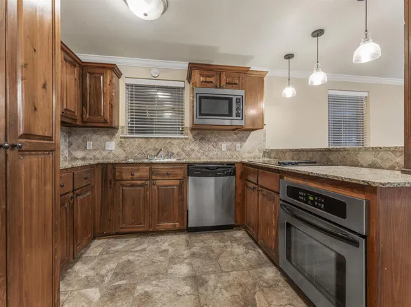 1290 Park Blvd APT 201, Baton Rouge, LA 70806