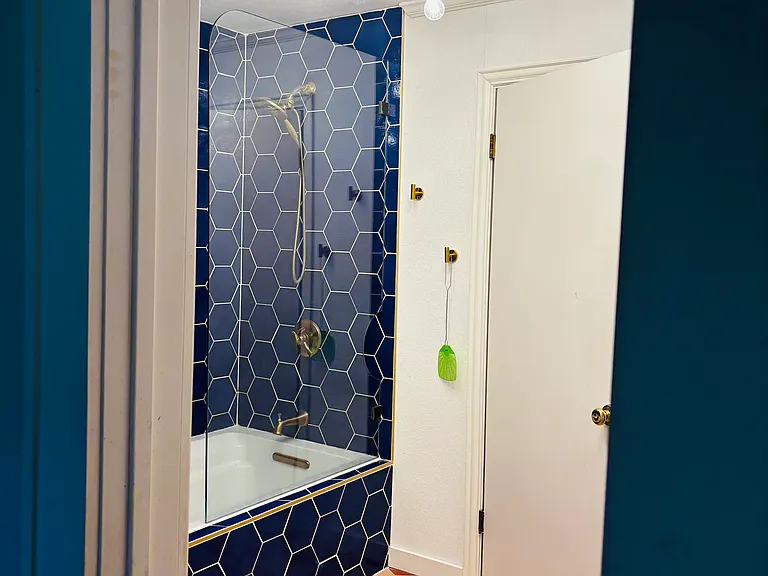 BATHROOM #3