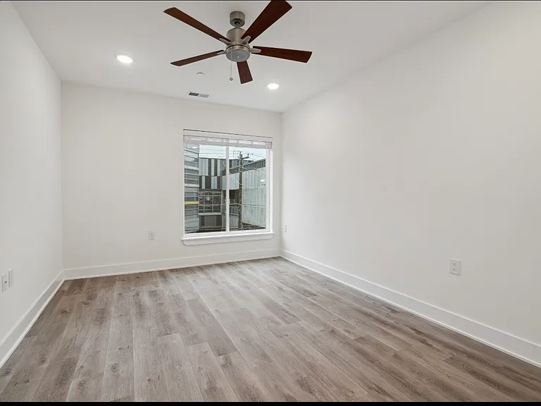 1148 N 2nd St #4I — Photo 13