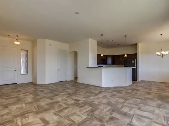 3rd image of 6250 E Livingston Loop