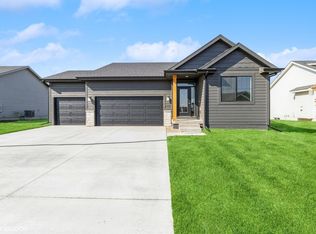 2814 NW Boulder Point Pl, Ankeny, IA 50023