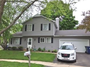 1717 Drake Ct, Naperville, IL 60565