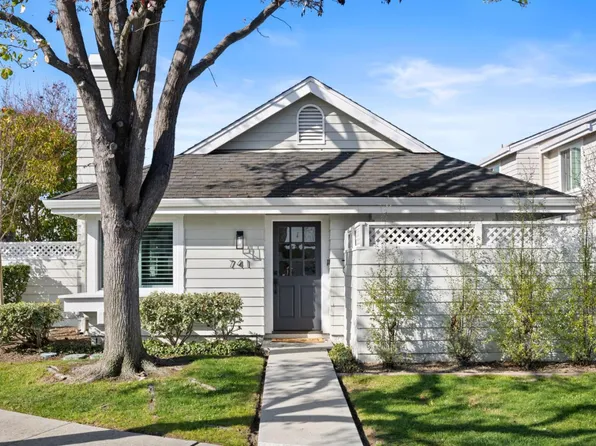 741 Newport Cir, Redwood City, CA 94065