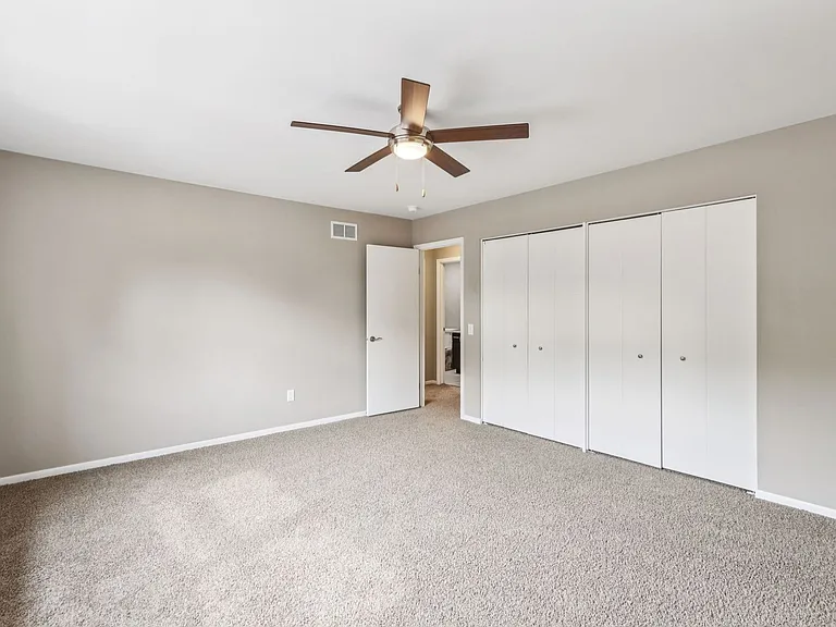 Woodland Reserve Apartments — Photo 37