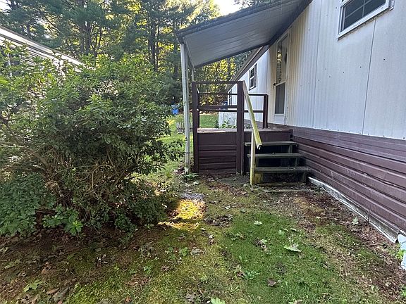 2nd image of 12 R And R Park