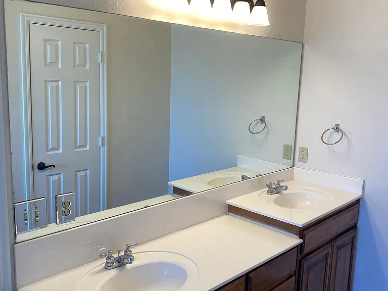 1253 W Shannon Way Ct — Photo 29