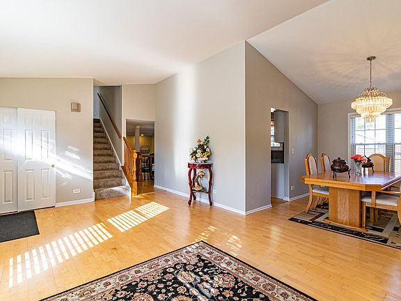 5th image of 159 W Harbor Dr