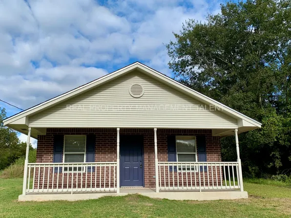 318 N Waco St, Mart, TX 76664
