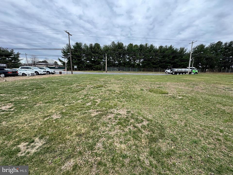 2nd image of 2551 Saylors Pond Rd