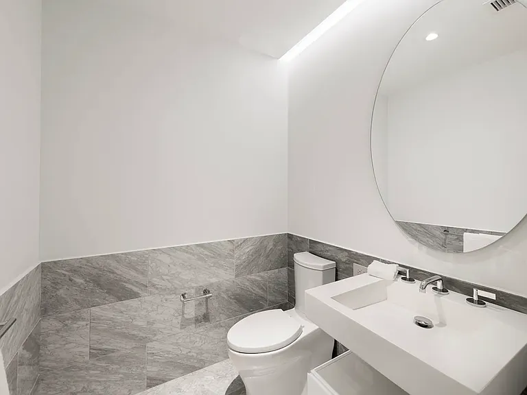15 W 61st St #6C — Photo 7