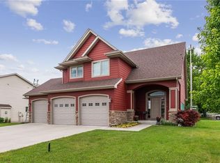 301 Prairie View Dr, Gilbert, IA 50105