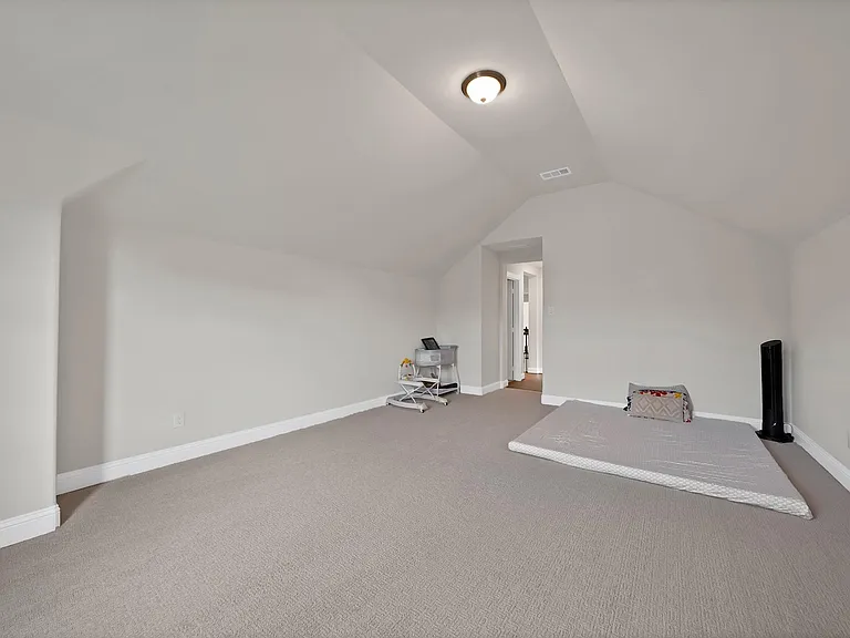 1616 Colonnade Ct — Photo 18