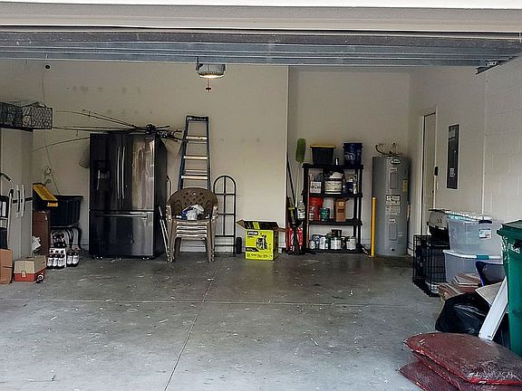 5th image of 3261 Zander Dr