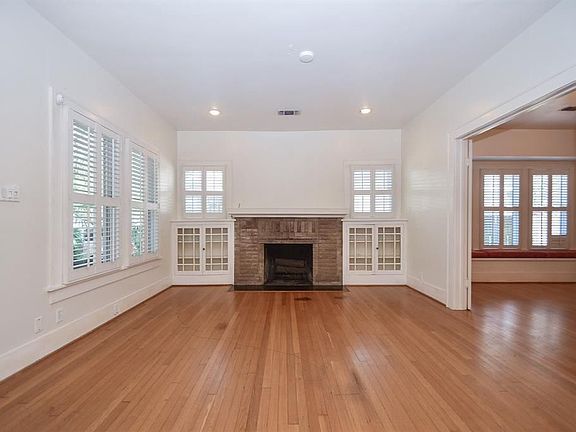 5th image of 1110 Cortlandt St