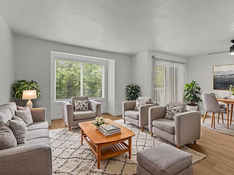 Aspire Apartments at Mountlake Terrace — Photo 16